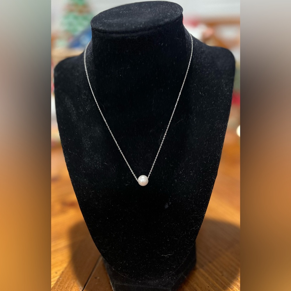 Sterling Silver 925 Single Fresh-Water Pearl Necklace, 14 inches short Classic